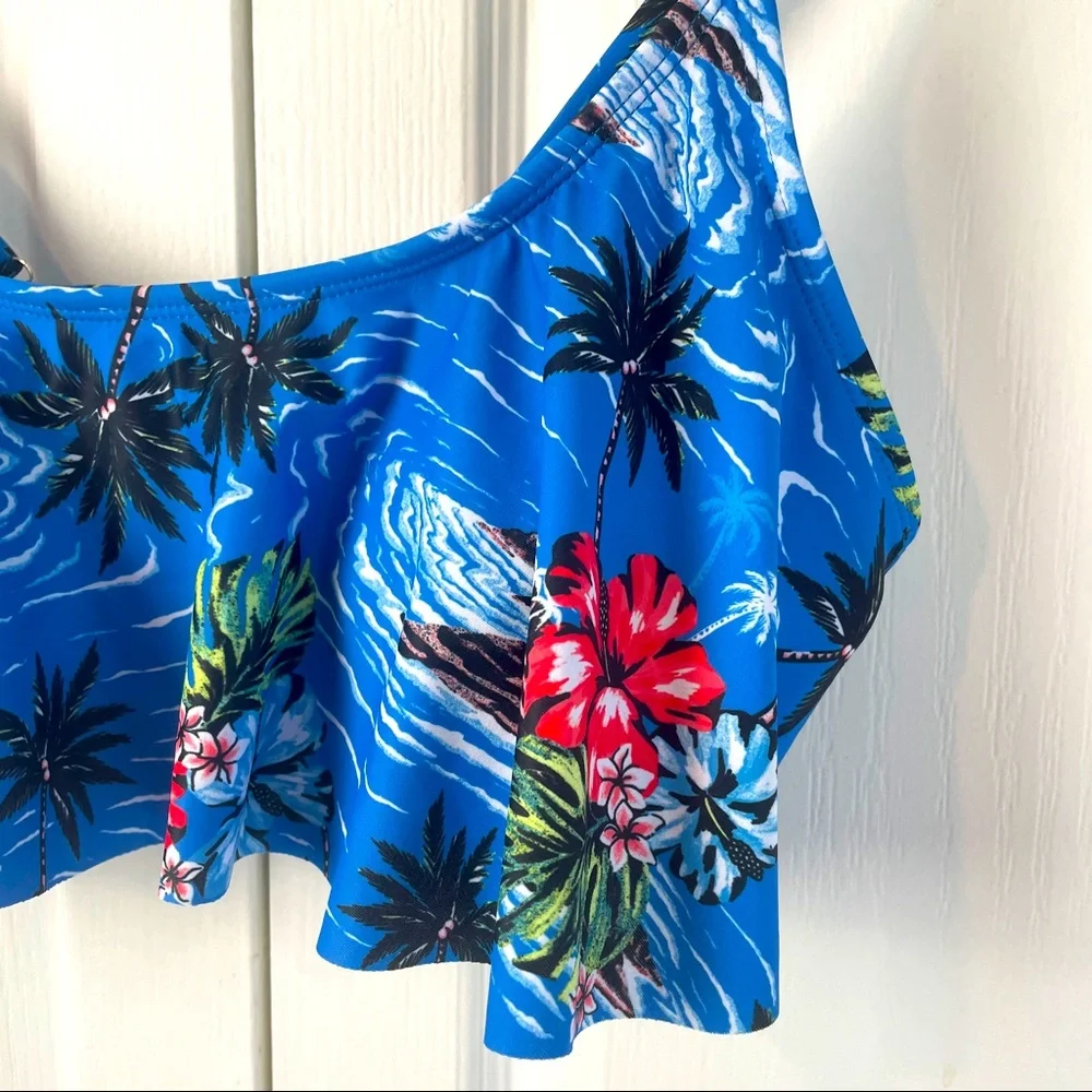 Flounced Bikini Top - Picture 2 of 6